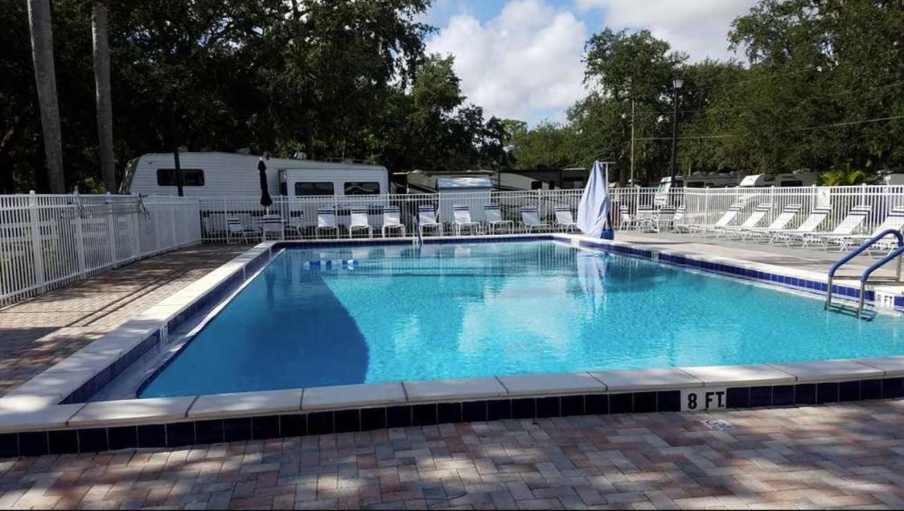 Cozy Tiny Home Near Disney World & Orlando Parks! Kissimmee Εξωτερικό φωτογραφία