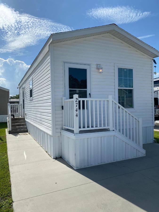 Cozy Tiny Home Near Disney World & Orlando Parks! Kissimmee Εξωτερικό φωτογραφία